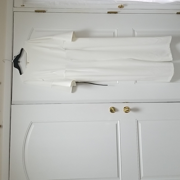 Calvin Klein white  jumpsuit with black belt - Picture 4 of 6